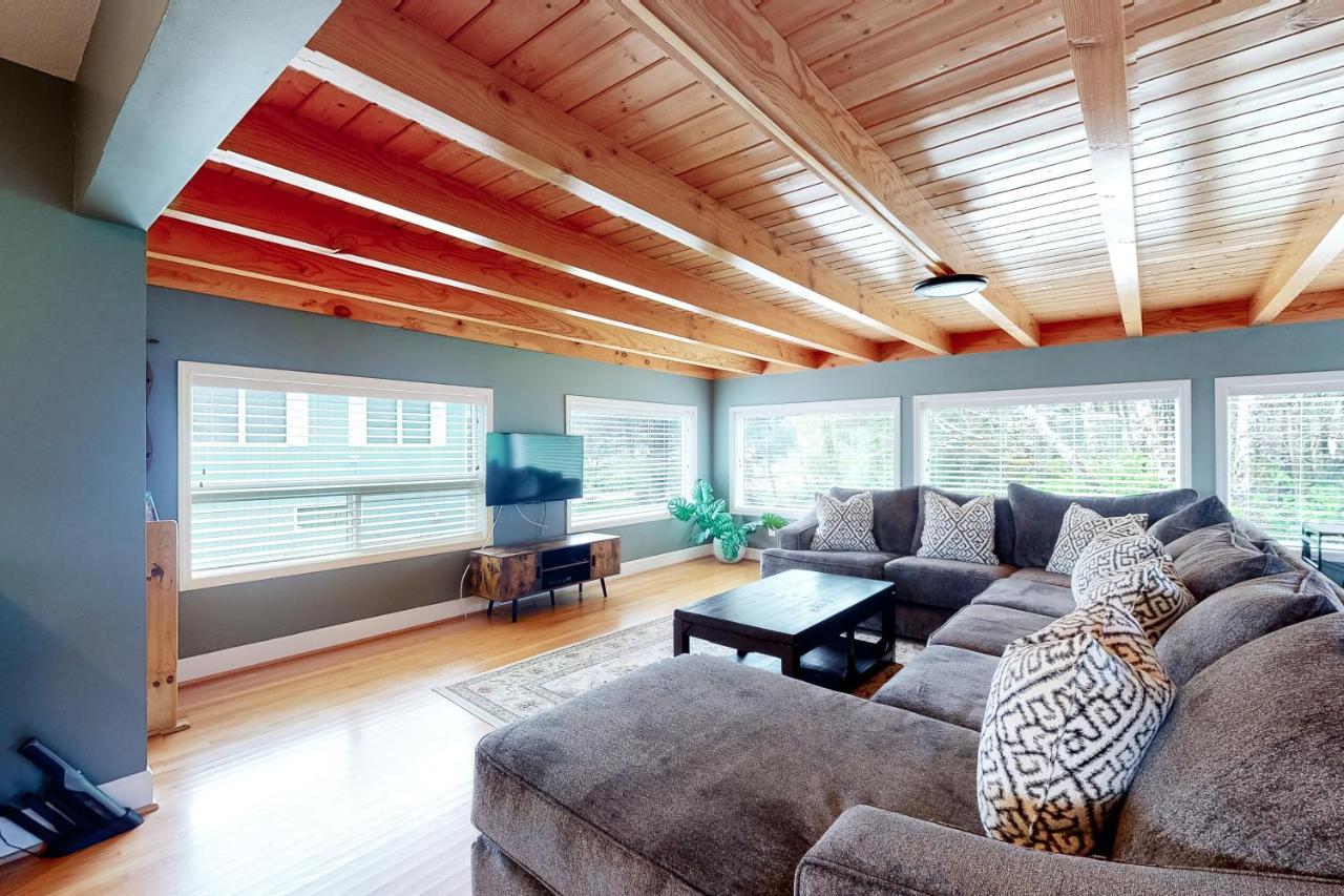 Rocky Beach House By The Cove ซีไซด์ ภายนอก รูปภาพ
